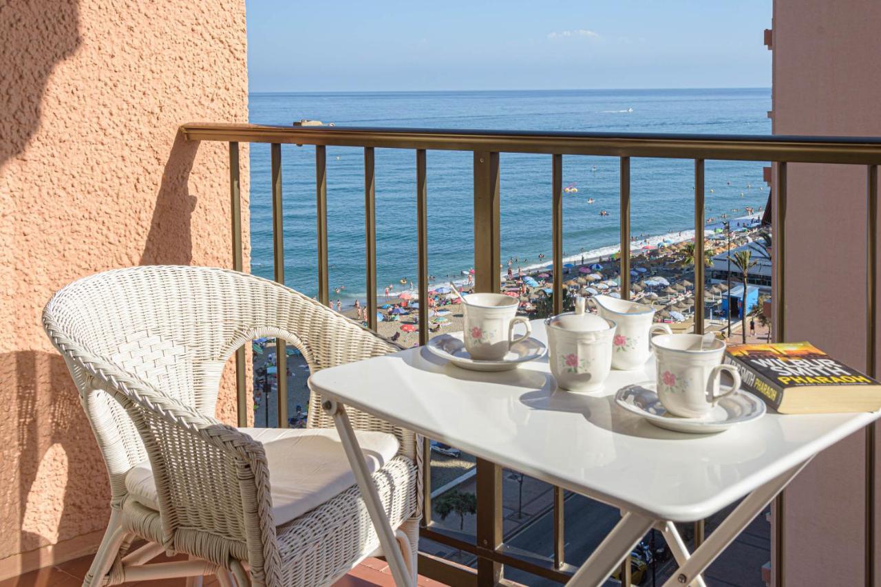 Wintowinrentals Excelente Ubicacion Y Vista Al Mar Фуeнхирола Екстериор снимка