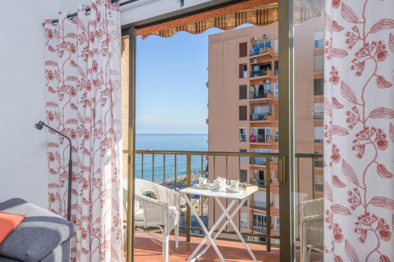 Wintowinrentals Excelente Ubicacion Y Vista Al Mar Фуeнхирола Екстериор снимка